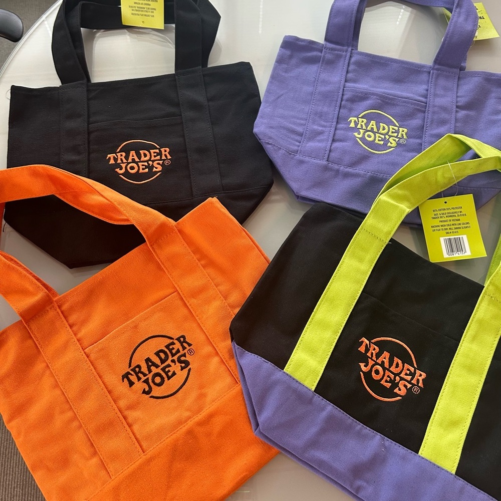 NEW! Trader Joe's Mini Canvas Tote Bag Set of 4 in Halloween Colors!